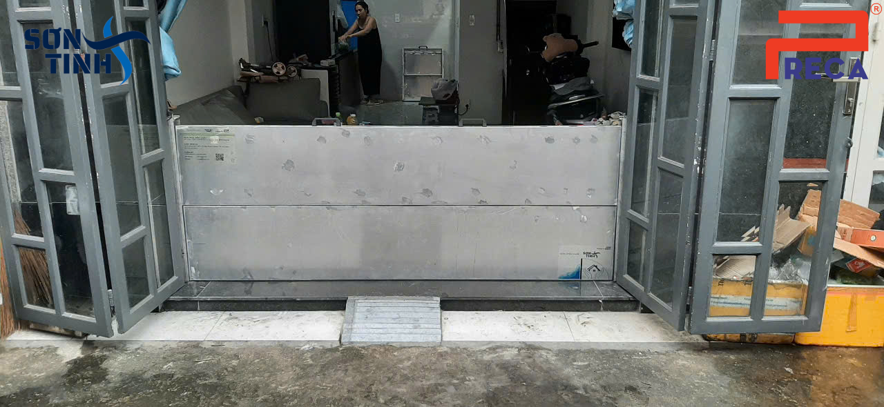 Lắp Cửa Chống Ngập Sơn Tinh STZ tại Q.12